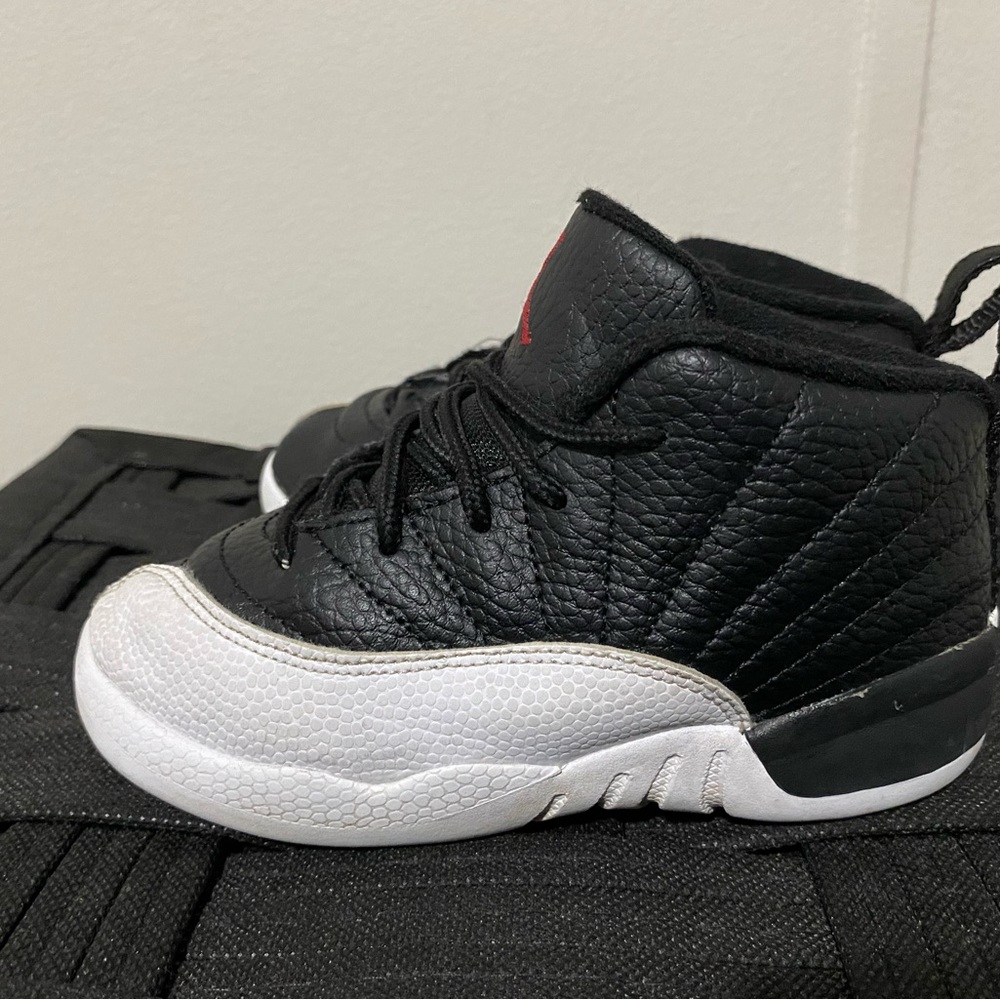 Retro Air Jordan 12 Playoffs